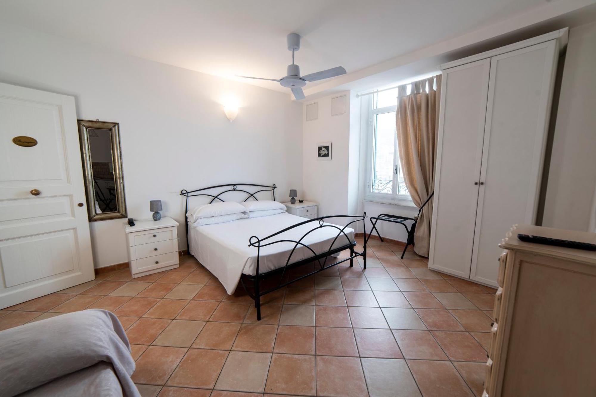 Hotel Miramare Spotorno Rum bild